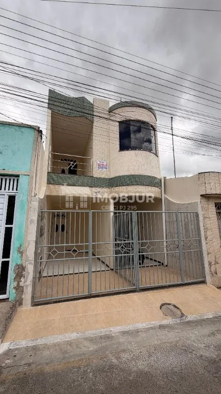 Foto do anúncio Casa residencial com 2 quartos para locação na Rua Tobias Barreto