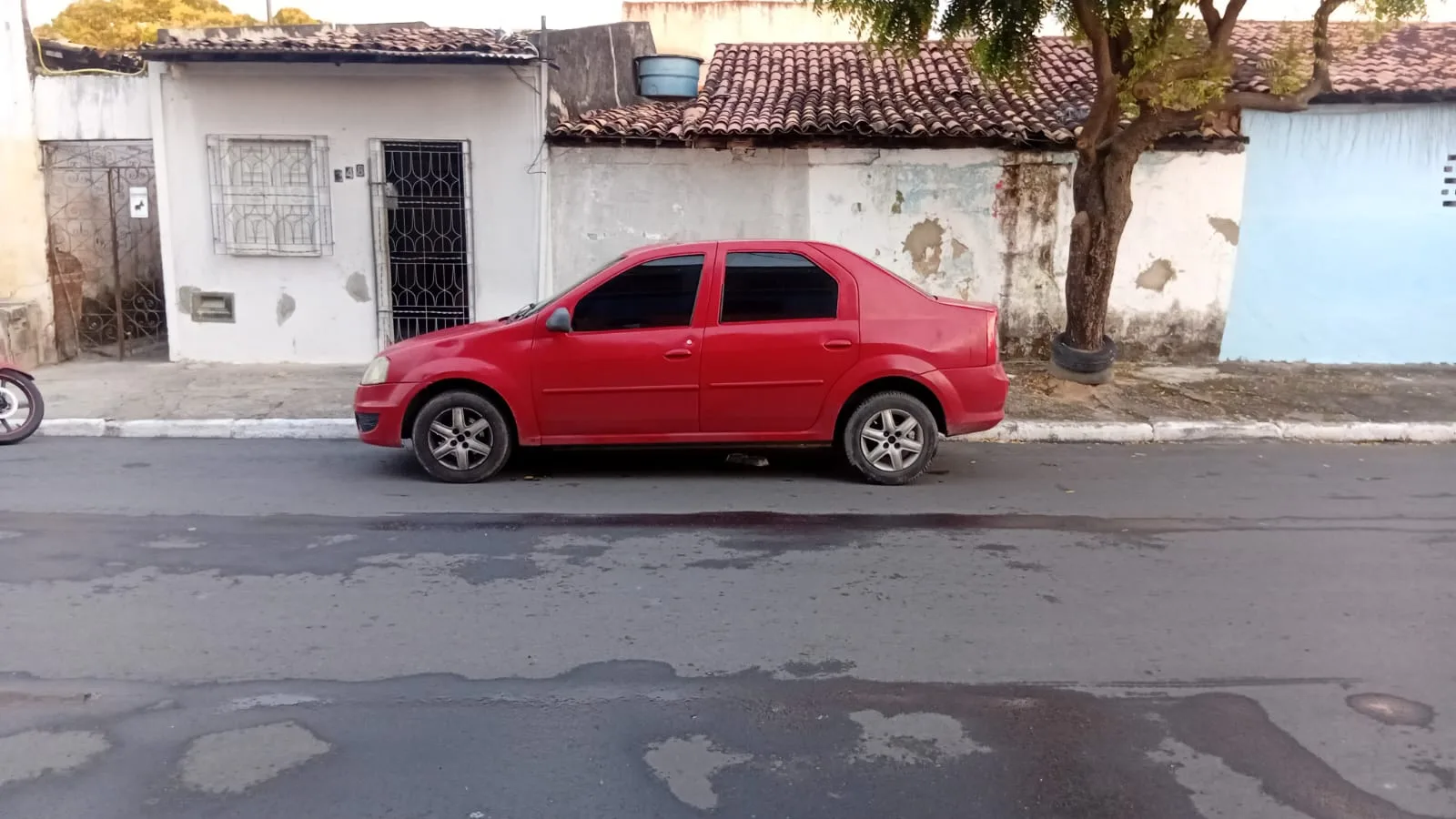 Foto 1 de Renault Logan 2012 1.0 Completo