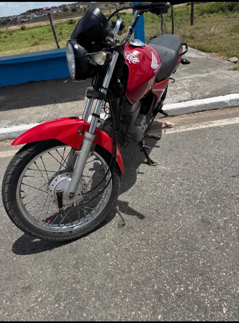 Foto 1 de Honda Titan 150 KS