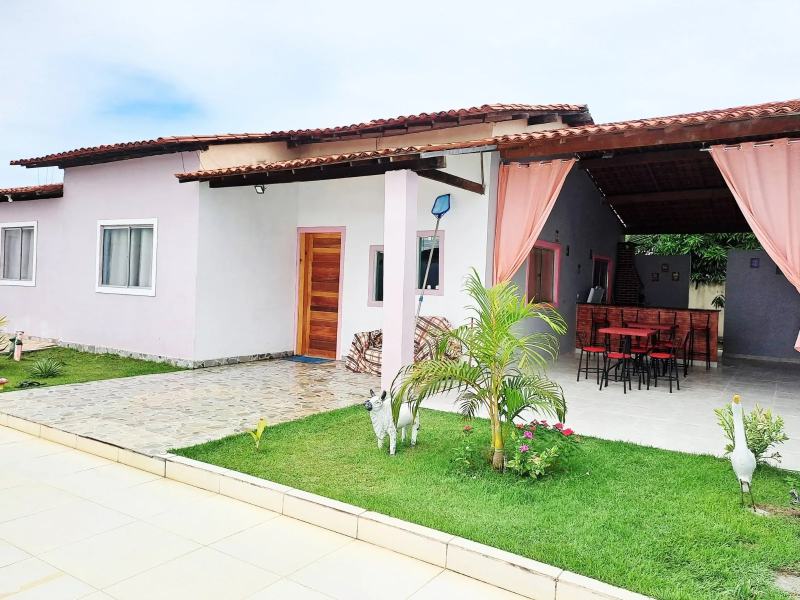 Foto do anúncio Aluguel de Casa de Praia no Abaís
