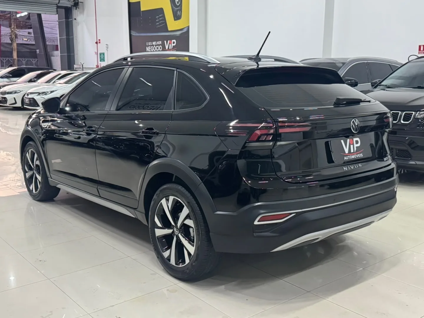 Foto 1 de Volkswagen Nivus Highline 1.0 200 TSI Flex Automático 2021