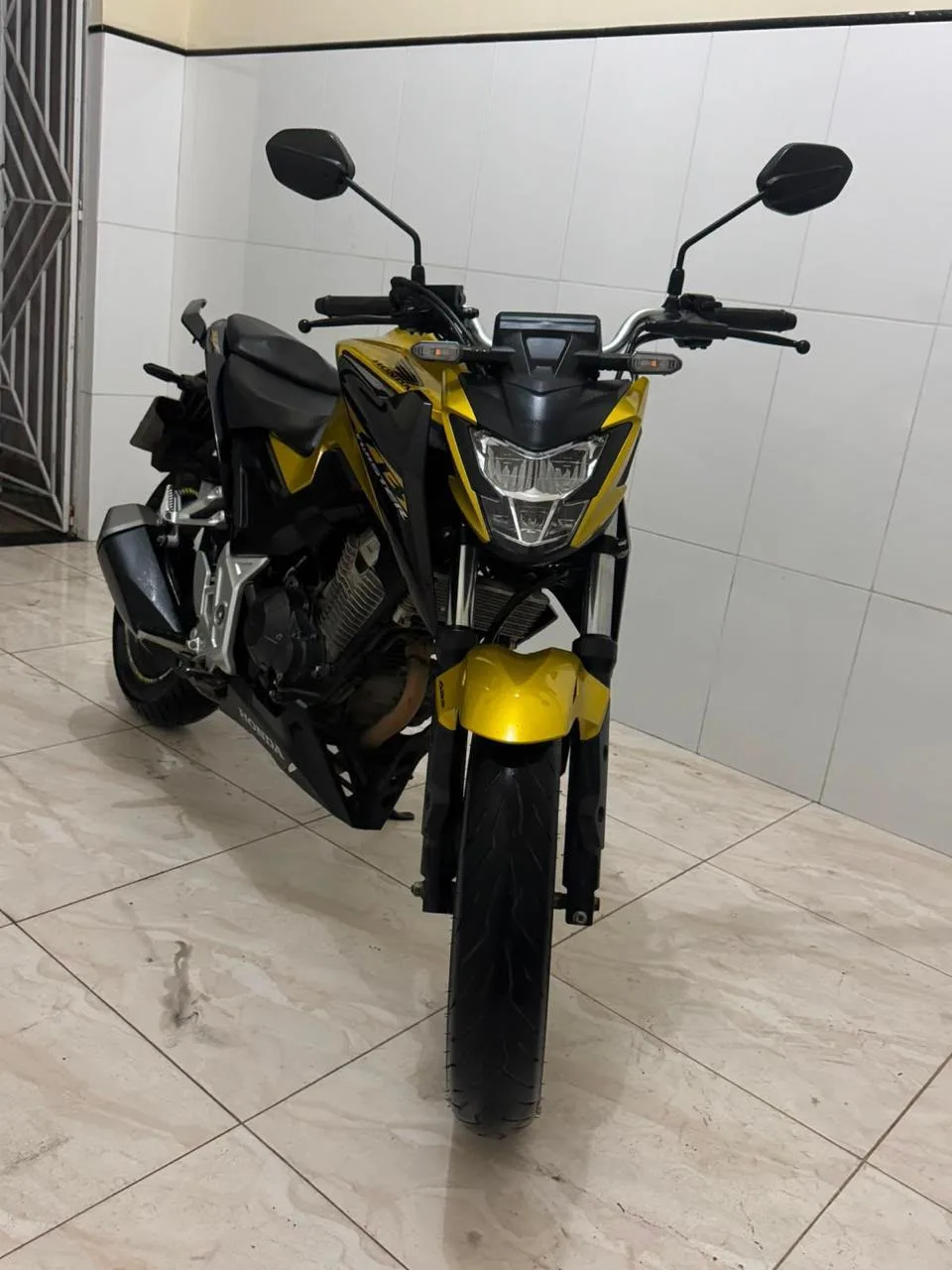 Foto 1 de Moto Honda CB Twister 2024 à venda