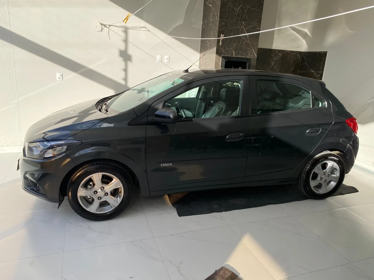 Foto 1 de Onix LT 1.4 2019